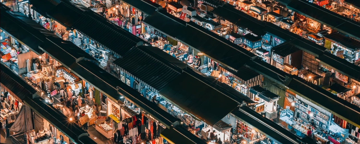 market with many stalls